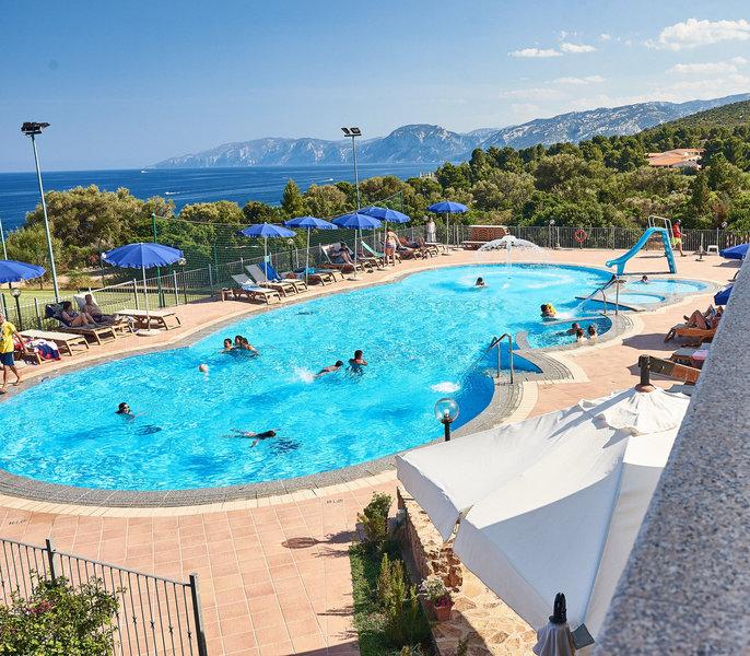 Hotel Parco Blu Club Resort buchen • Sardinien • ab in den urlaub