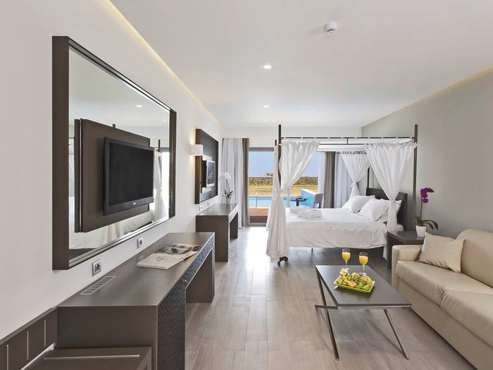 Hotel Princess Andriana Resort Spa Buchen Kiotari Ab In Den Urlaub De