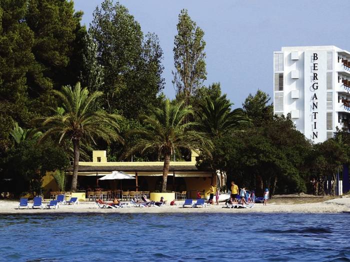 azuLine Hotel Bergantin