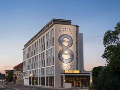 Super 8 by Wyndham Dresden