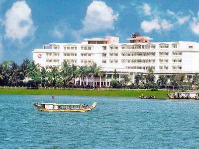 Century Riverside Hotel Hue