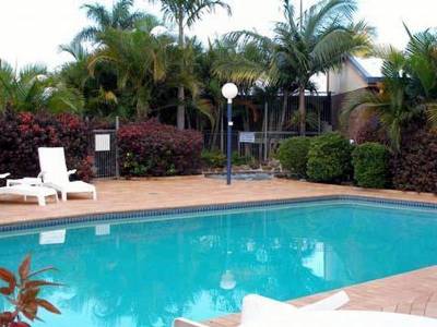 Smart Motels Bert Hinkler