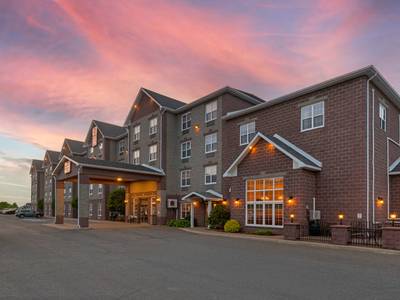 Best Western Plus Fredericton Hotel & Suites