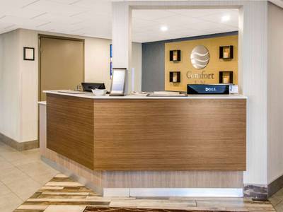 Comfort Inn Aeroport