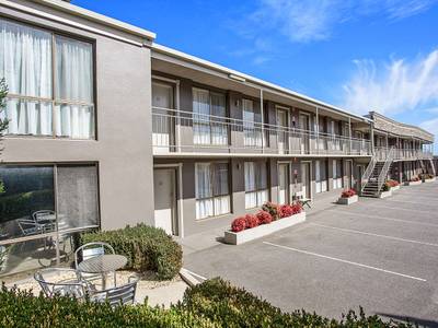 Comfort Inn On Raglan