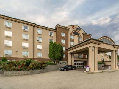 Comfort Inn & Suites Salmon Arm