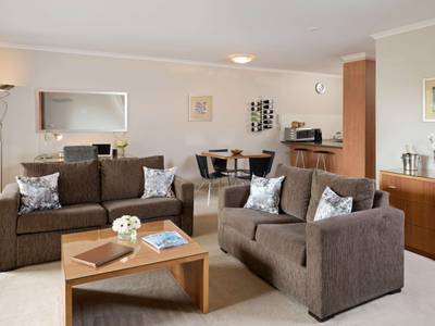 Ringwood Royale Apartments