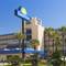 Days Inn by Wyndham Panama City Beach/Ocean Front