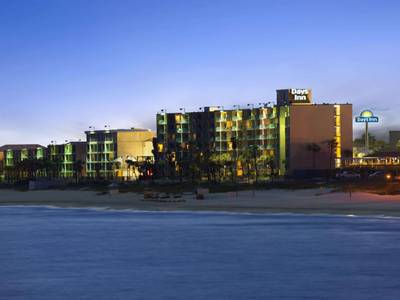 Days Inn by Wyndham Panama City Beach/Ocean Front