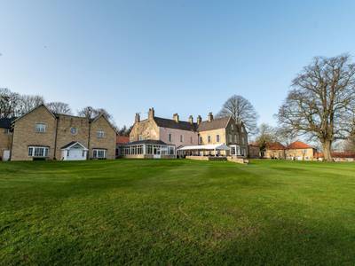 Hall Garth Hotel and Country Club