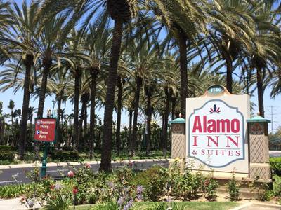 Alamo Inn & Suites