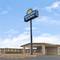 Days Inn & Suites Santa Rosa