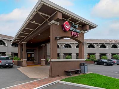 Best Western Plus Brookside Inn