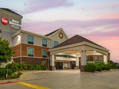 Best Western Plus Denton Inn & Suites