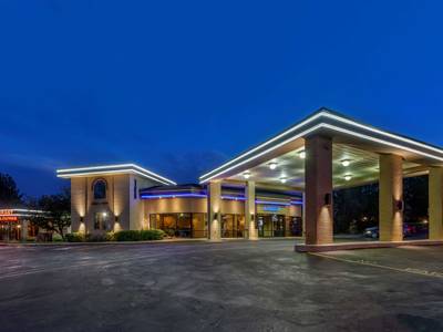Best Western Dunmar Inn
