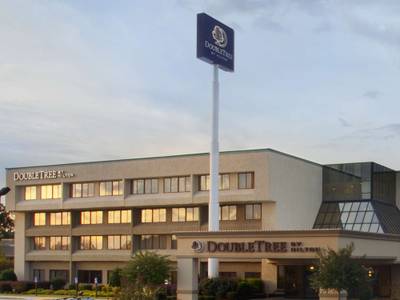 DoubleTree by Hilton Hotel Fayetteville