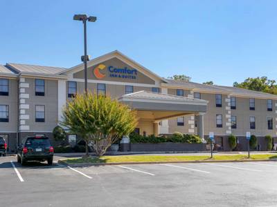 Comfort Inn & Suites