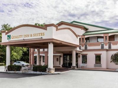 Quality Inn & Suites