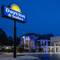 Days Inn & Suites Savannah Midtown
