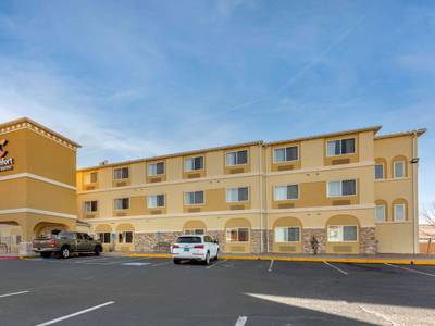 Comfort Inn & Suites North