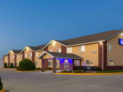 Baymont Inn & Suites Fort Dodge