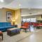 Comfort Inn & Suites Kansas City - Northeast