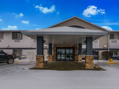 Quality Inn & Suites South