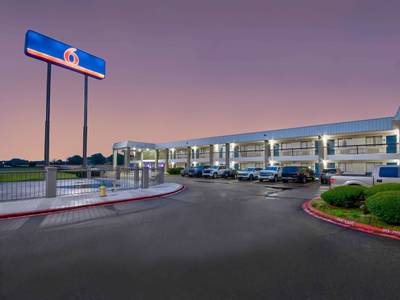 Rodeway Inn Texarkana