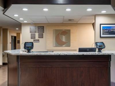 Comfort Suites Downtown