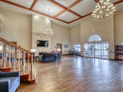 Comfort Suites Milwaukee Airport