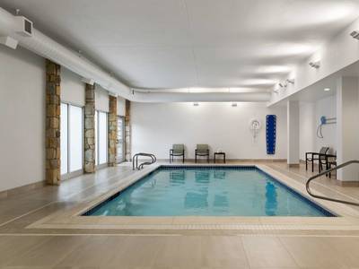 DoubleTree by Hilton Hotel Pittsburgh Airport