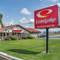 Econo Lodge South