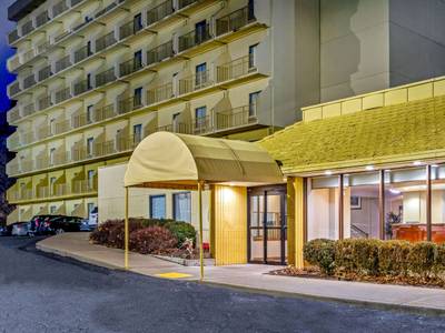La Quinta Inn & Suites Stamford / New York City