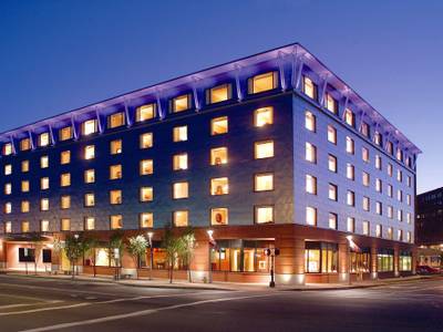 Hilton Garden Inn Portland Downtown Waterfront