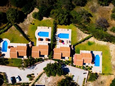 Sotiris Studios & Apartments