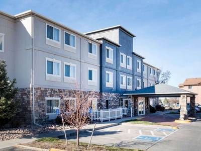 La Quinta Inn & Suites Henderson-Northeast Denver