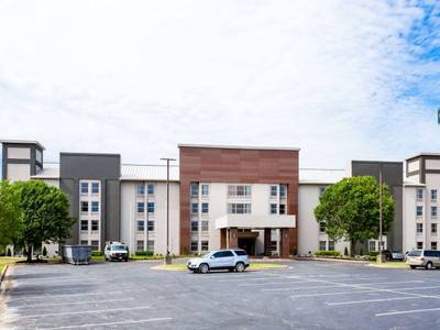 Jonesboro Inn and Suites