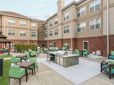 Homewood Suites by Hilton