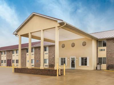 Baymont Inn Bowling Green