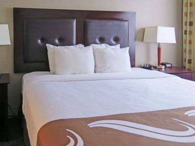 Quality Inn & Suites Everett