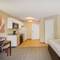 Hawthorn Suites by Wyndham Greensboro