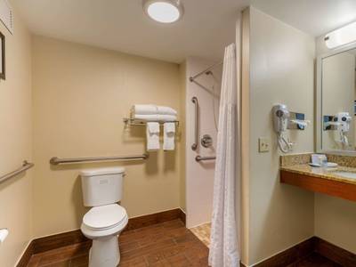 Days Inn & Suites Milford