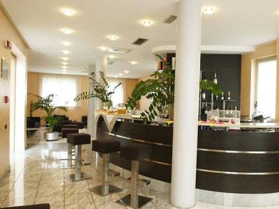 Hotel Studios & Centro Congressi