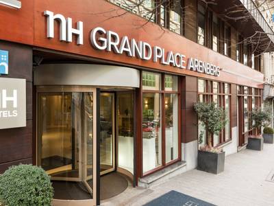 NH Grand Place Arenberg