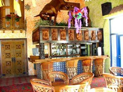 Las Rocas Resort & Spa