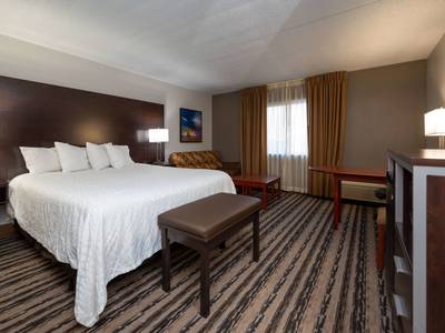 Clubhouse Inn and Suites Topeka (Foto)