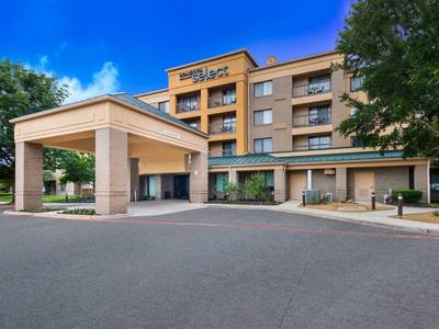 Courtyard Dallas Richardson at Campbell