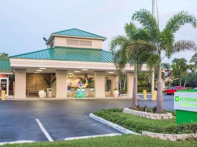 Wyndham Garden Fort Myers Beach