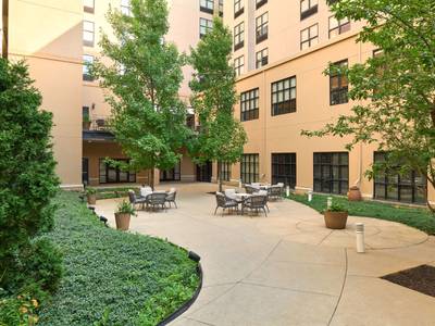 Hilton Garden Inn Bloomington