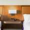 Hampton Inn & Suites Windsor- Sonoma Wine Country